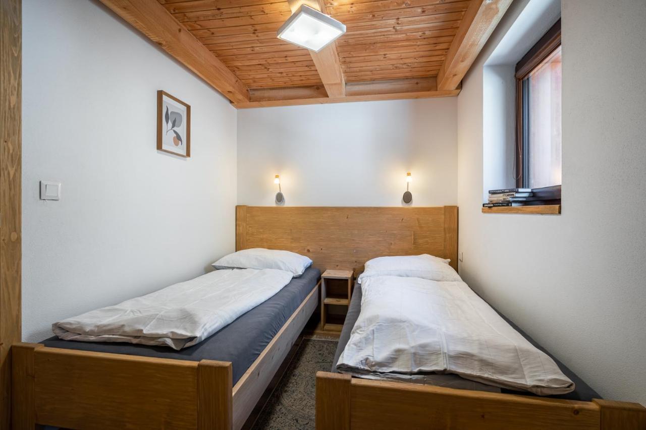 Apartments Srdiecko - Sauna In Smaller Apt - Highest In Central Europe - Fireplace - In The Forest Tale Bagian luar foto